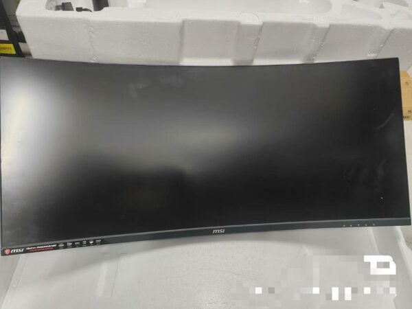 MSI 34"" Ultra Wide QHD RGB LED Non-Glare Super Narrow Bezel 1ms HDR Ready 3440 x 1440 100Hz Refresh Rate Free Sync Height Adjustable Curved Gaming Monitor - Image 3