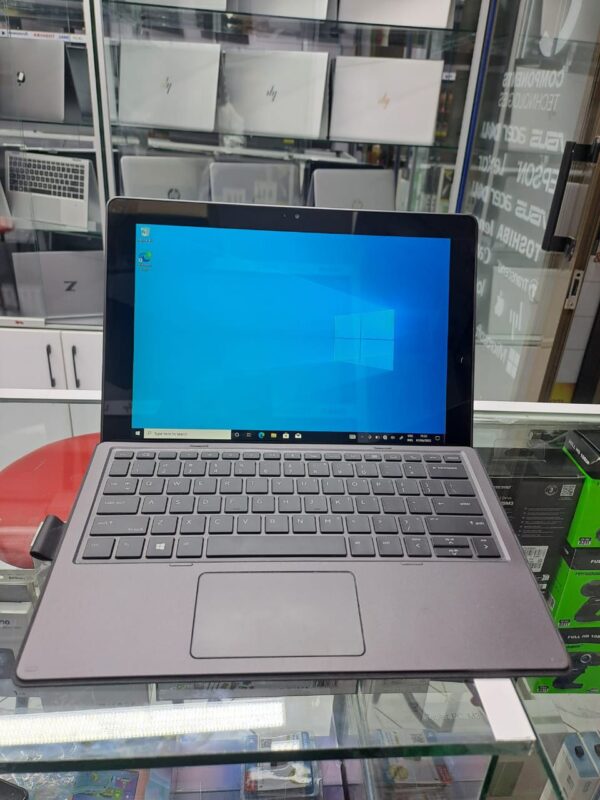 Hp pro x2 612 G2 Intel Core i7 7th Gen 8gb ram 256gb ssd Touchscreen Detachable