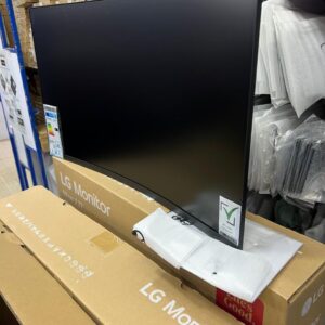 27U421A-B Brand New LG Curved Monitor 27U421A-B 27-inch FHD Curved Monitor with USB-C Get a 27-inch FHD curved monitor with a 100Hz refresh rate, and Dynamic Action Sync and Black Stabilizer technologies for an optimal gaming experience. Get a 27-inch FHD curved monitor with a 100Hz refresh rate, and Dynamic Action Sync and Black Stabilizer technologies for an optimal gaming experience.