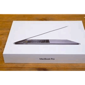 MacBook Pro 2018 Core i9 32GB RAM 512GB SSD with 4GB VGA Laptop