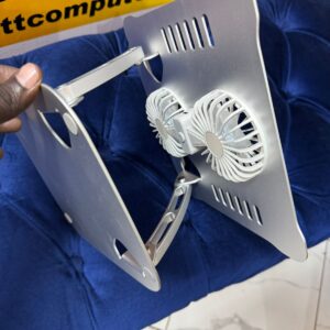 Aluminium laptop stand with fans