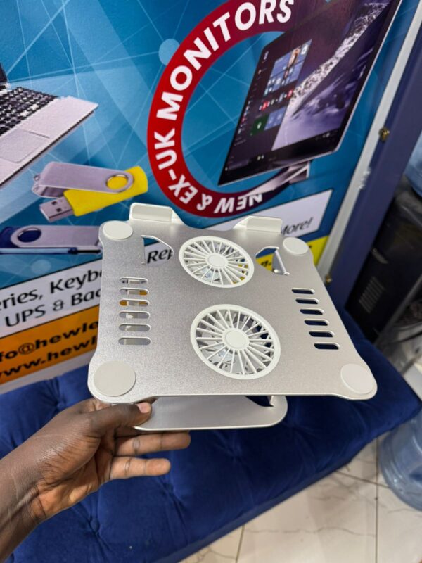 Aluminium laptop stand with fans