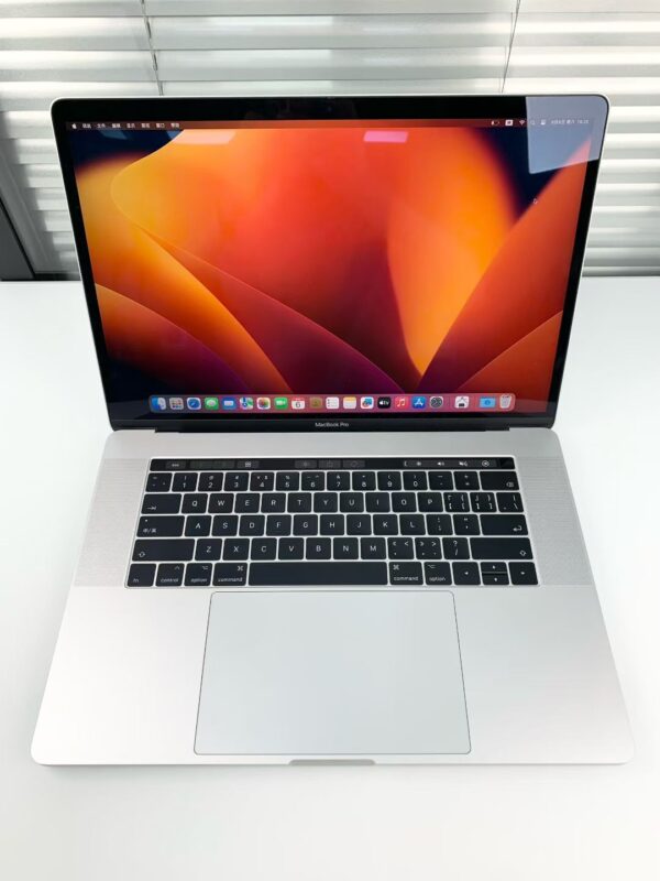 MacBook Pro 15 inch 2017 A1707 Intel i7 16 RAM 512GB SSD 4GB GRAPHICS