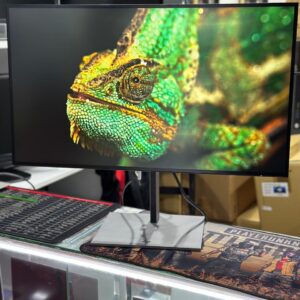 HP Z27u G3 Monitor